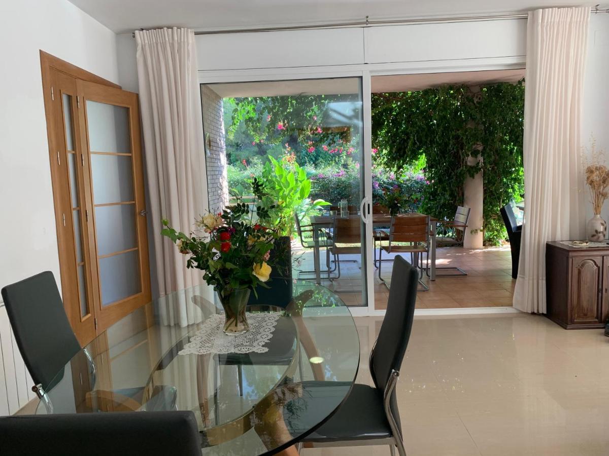 Villa Dacar Cubelles Extérieur photo